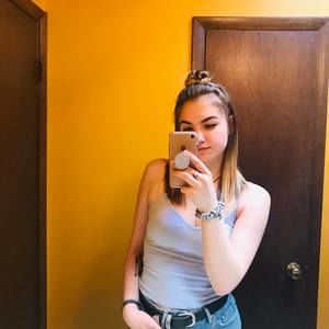 Meet your Posher, Casey